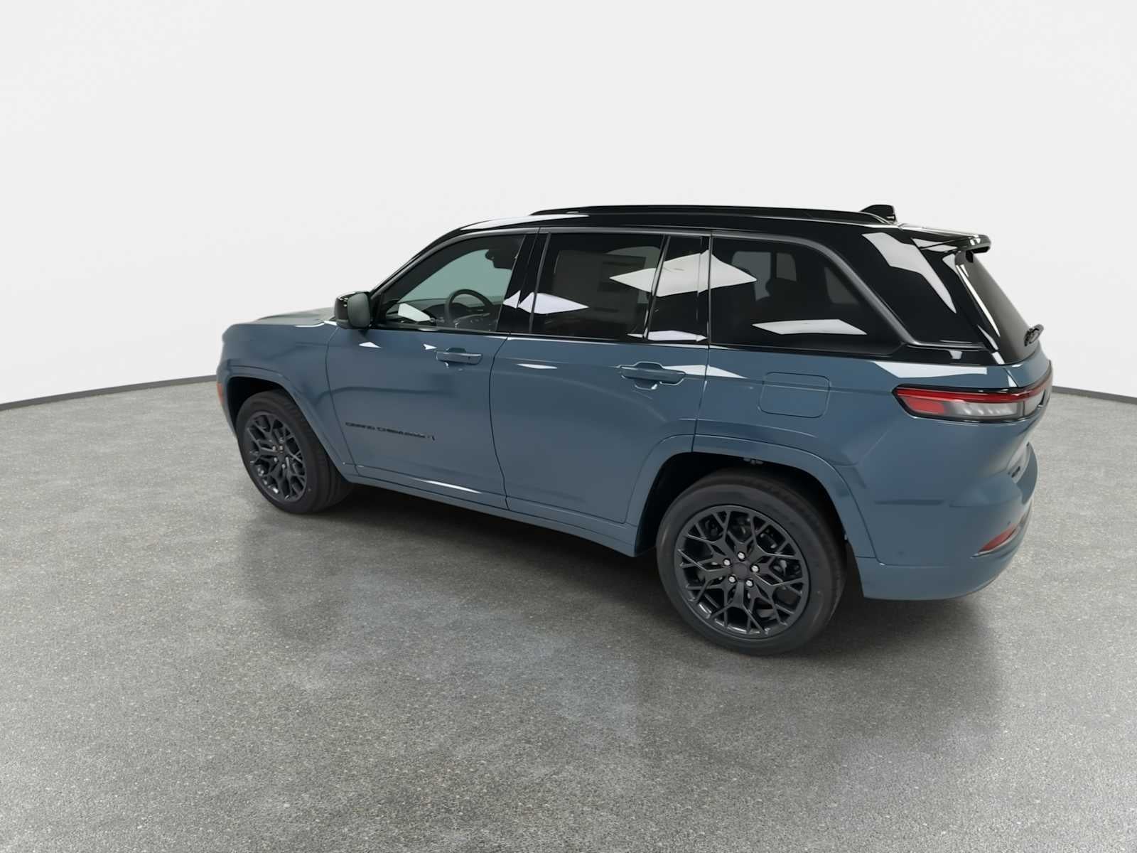 2026 Jeep Grand Cherokee GRAND CHEROKEE SUMMIT 4X4