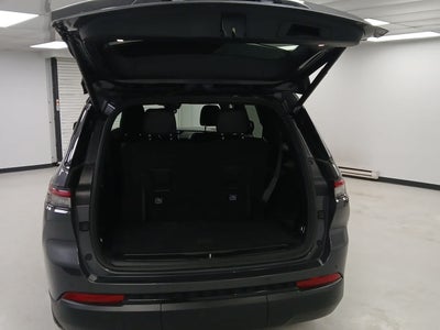 2024 Jeep Grand Cherokee L Altitude 4x4