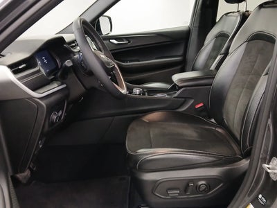 2024 Jeep Grand Cherokee L Altitude 4x4