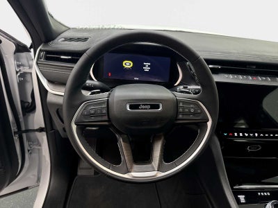 2027 Jeep Grand Cherokee L GRAND CHEROKEE L LAREDO ALTITUDE 4X4