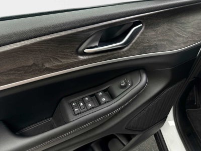 2027 Jeep Grand Cherokee L GRAND CHEROKEE L LAREDO ALTITUDE 4X4