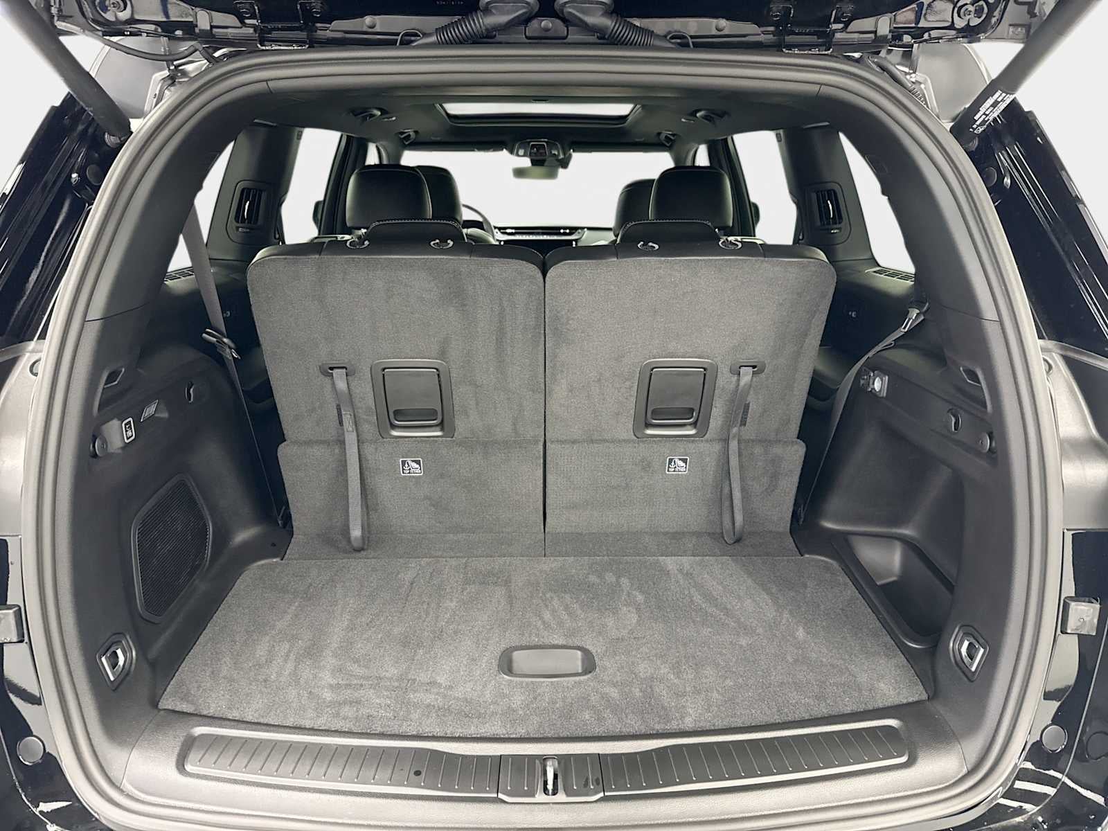 2027 Jeep Grand Cherokee L Limited Reserve