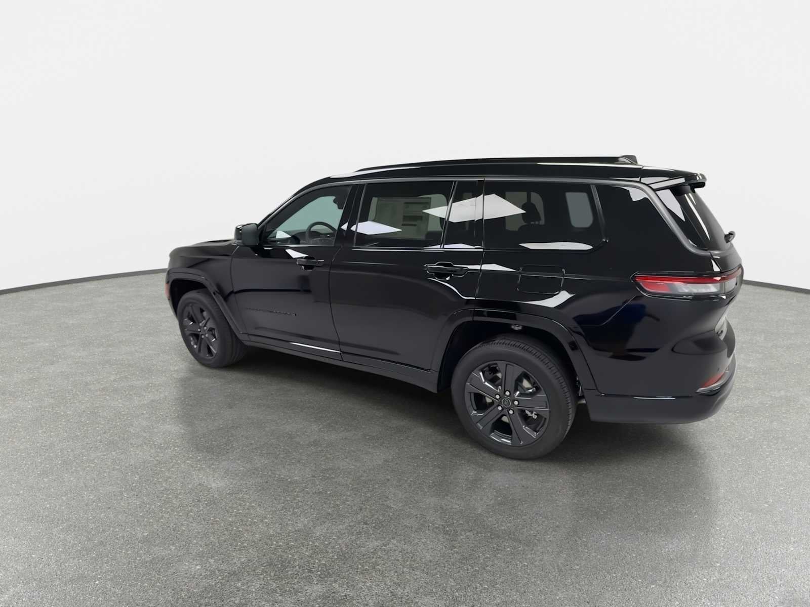 2027 Jeep Grand Cherokee L Limited Reserve
