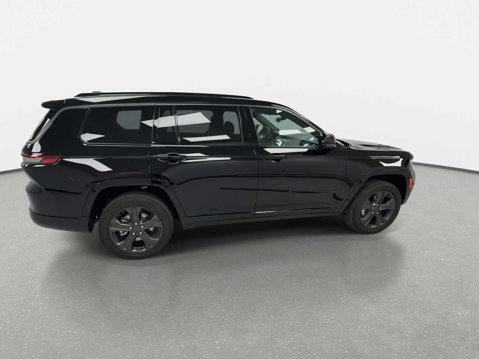 2027 Jeep Grand Cherokee L Limited Reserve