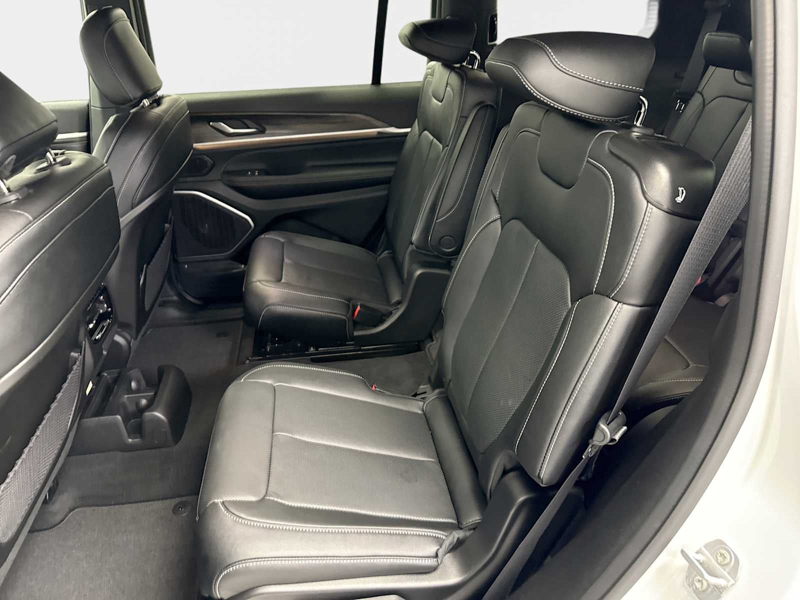 2026 Jeep Grand Cherokee GRAND CHEROKEE L LIMITED RESERVE 4X4