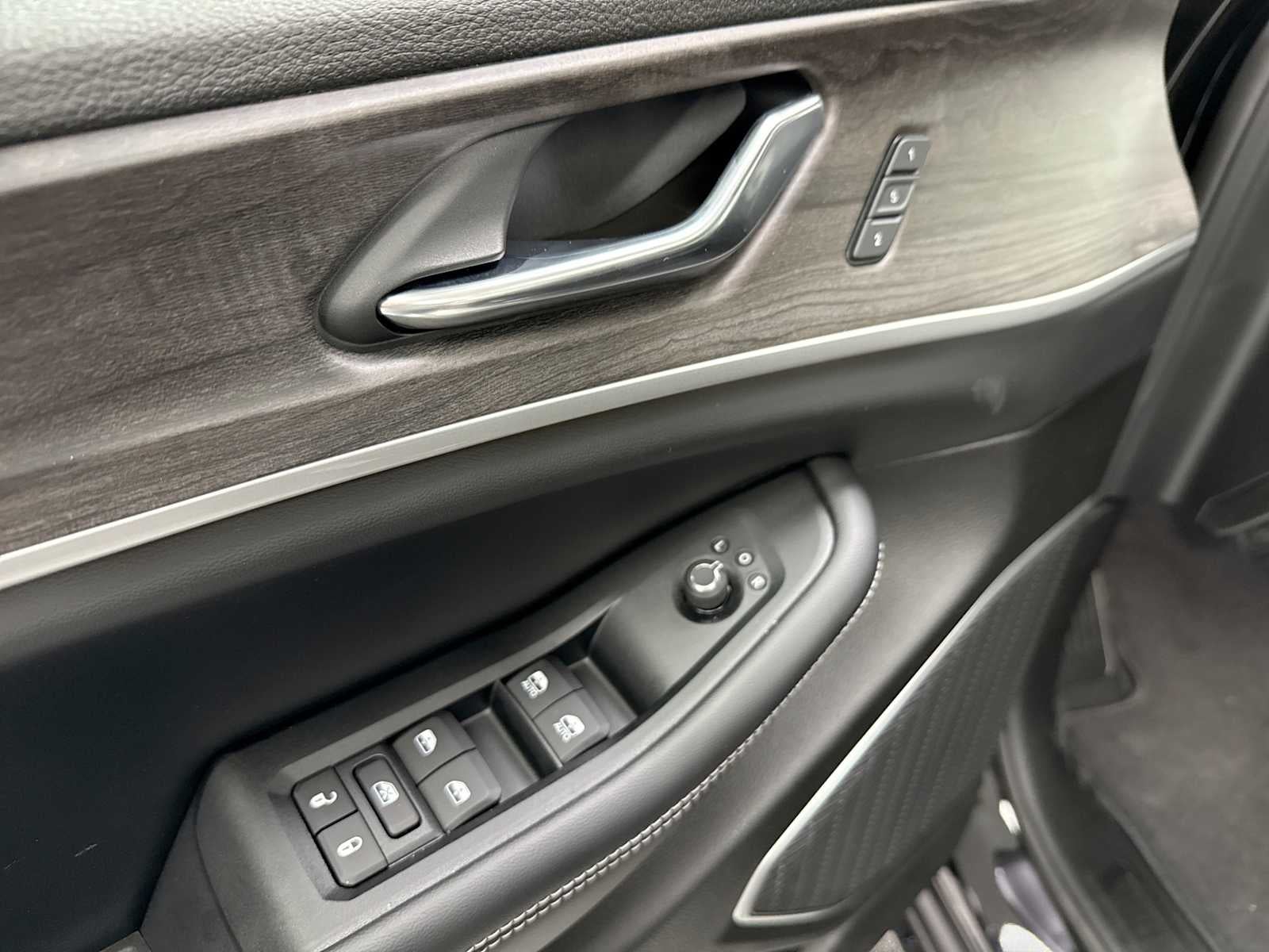 2026 Jeep Grand Cherokee L GRAND CHEROKEE L LIMITED 4X4