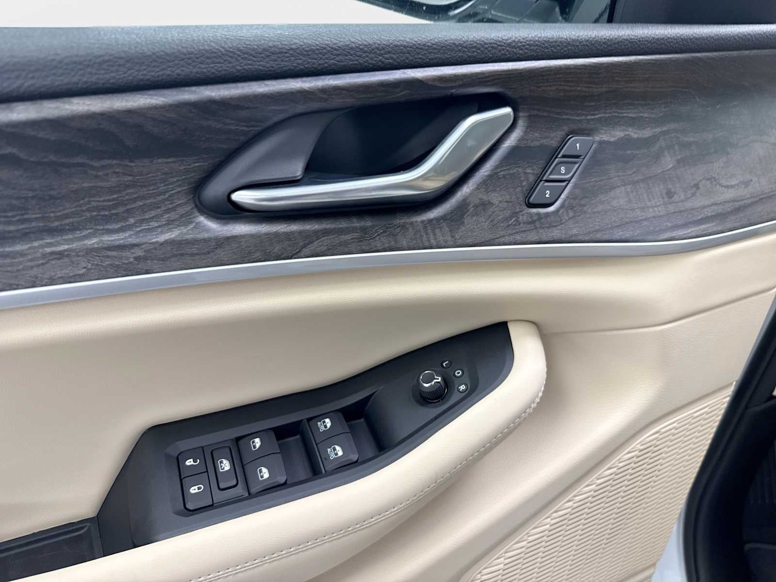 2026 Jeep Grand Cherokee L GRAND CHEROKEE L LIMITED 4X4