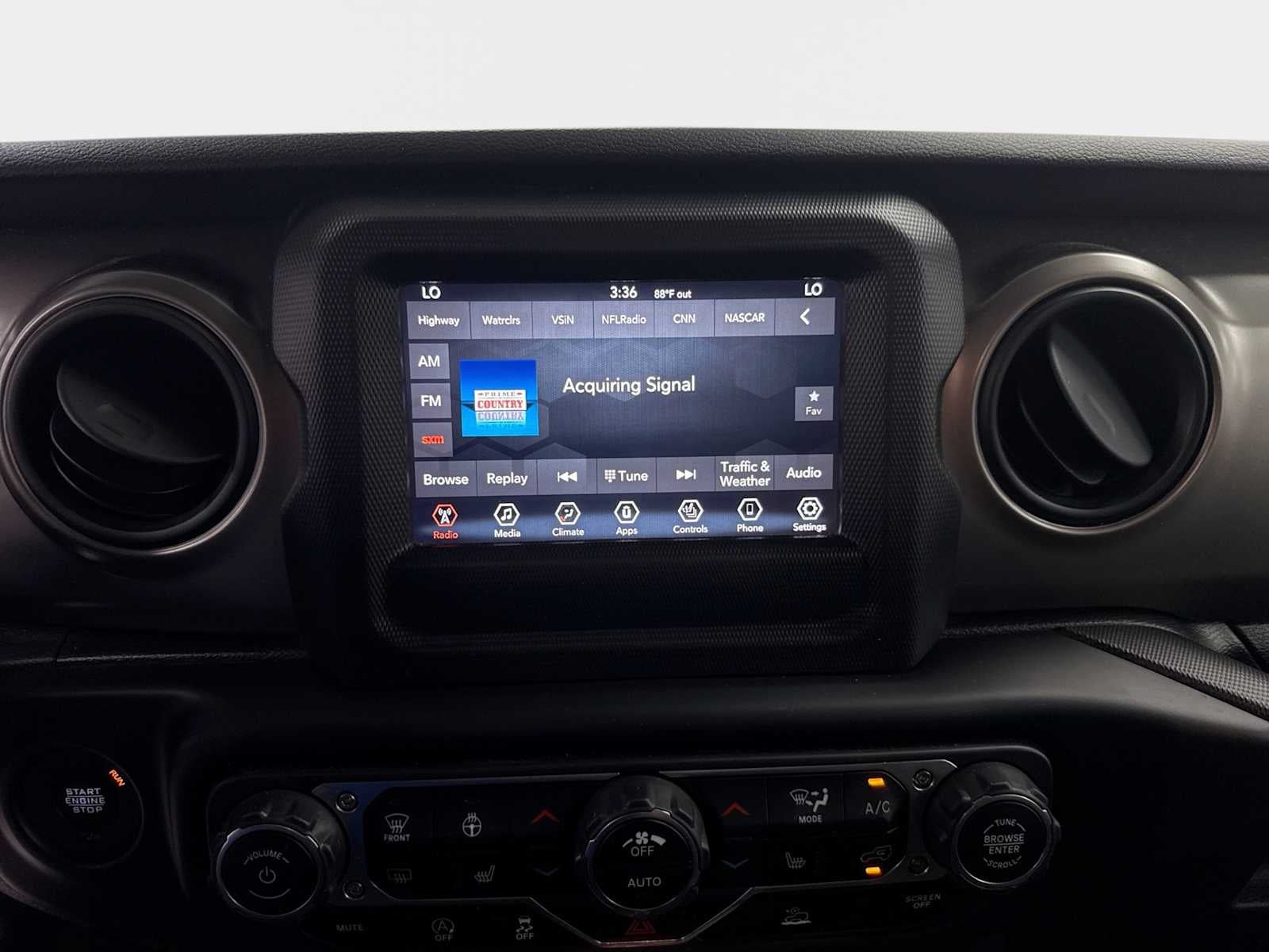 2021 Jeep Gladiator Willys 4x4