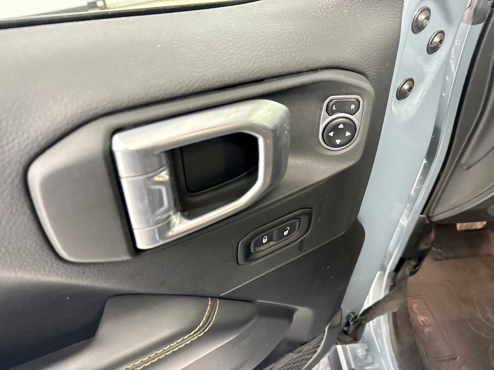 2024 Jeep Gladiator Sport S