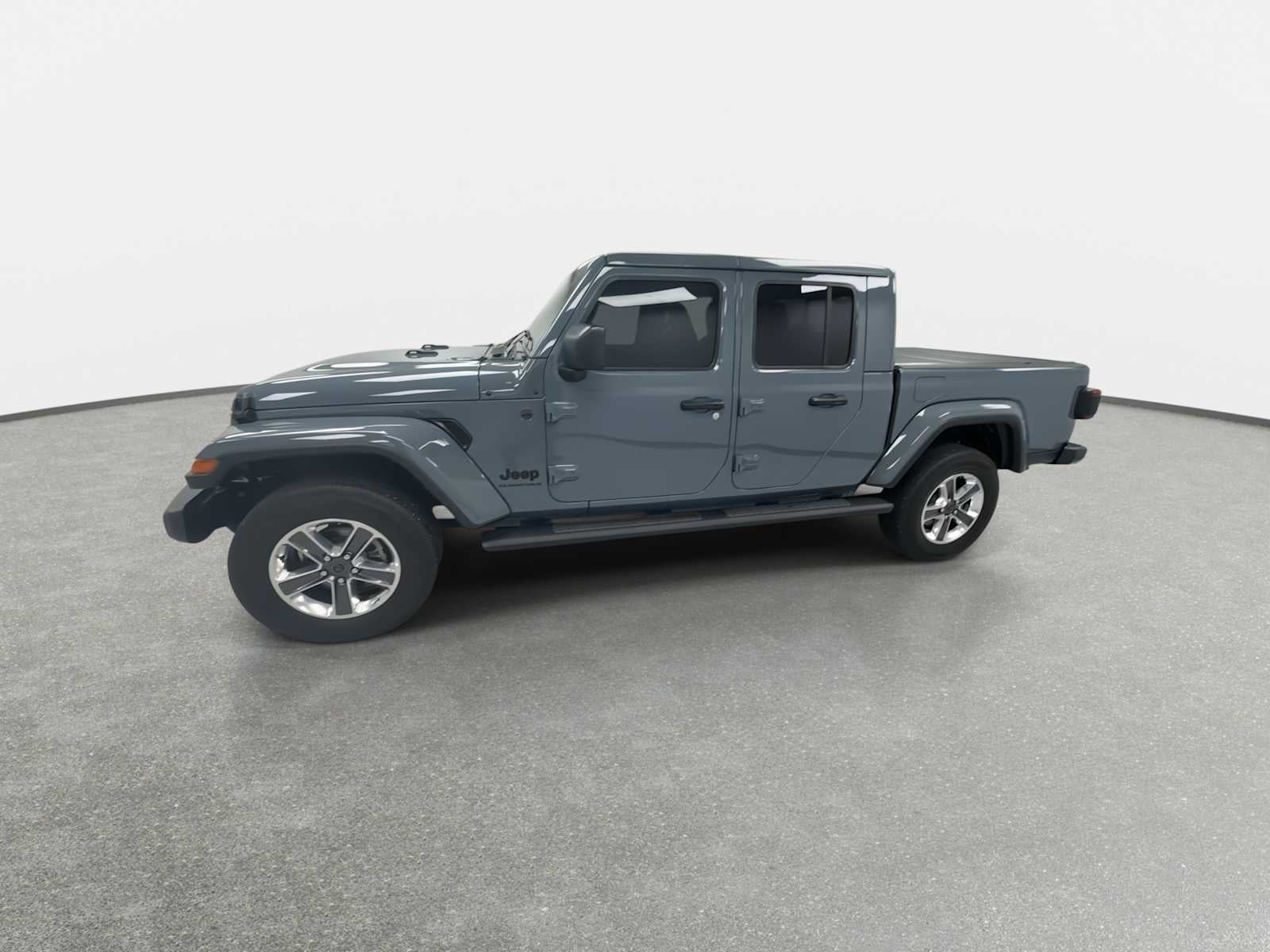 2024 Jeep Gladiator Sport S photo 2