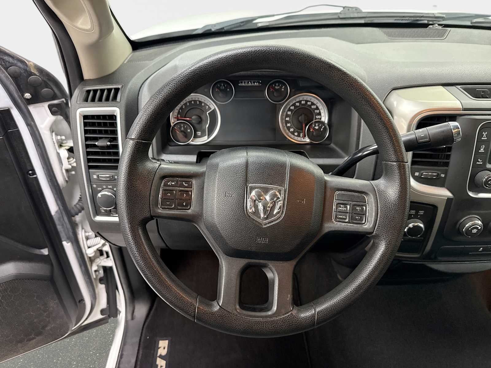 2013 RAM 1500 SLT
