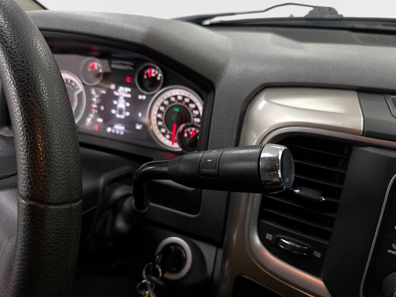 2013 RAM 1500 SLT