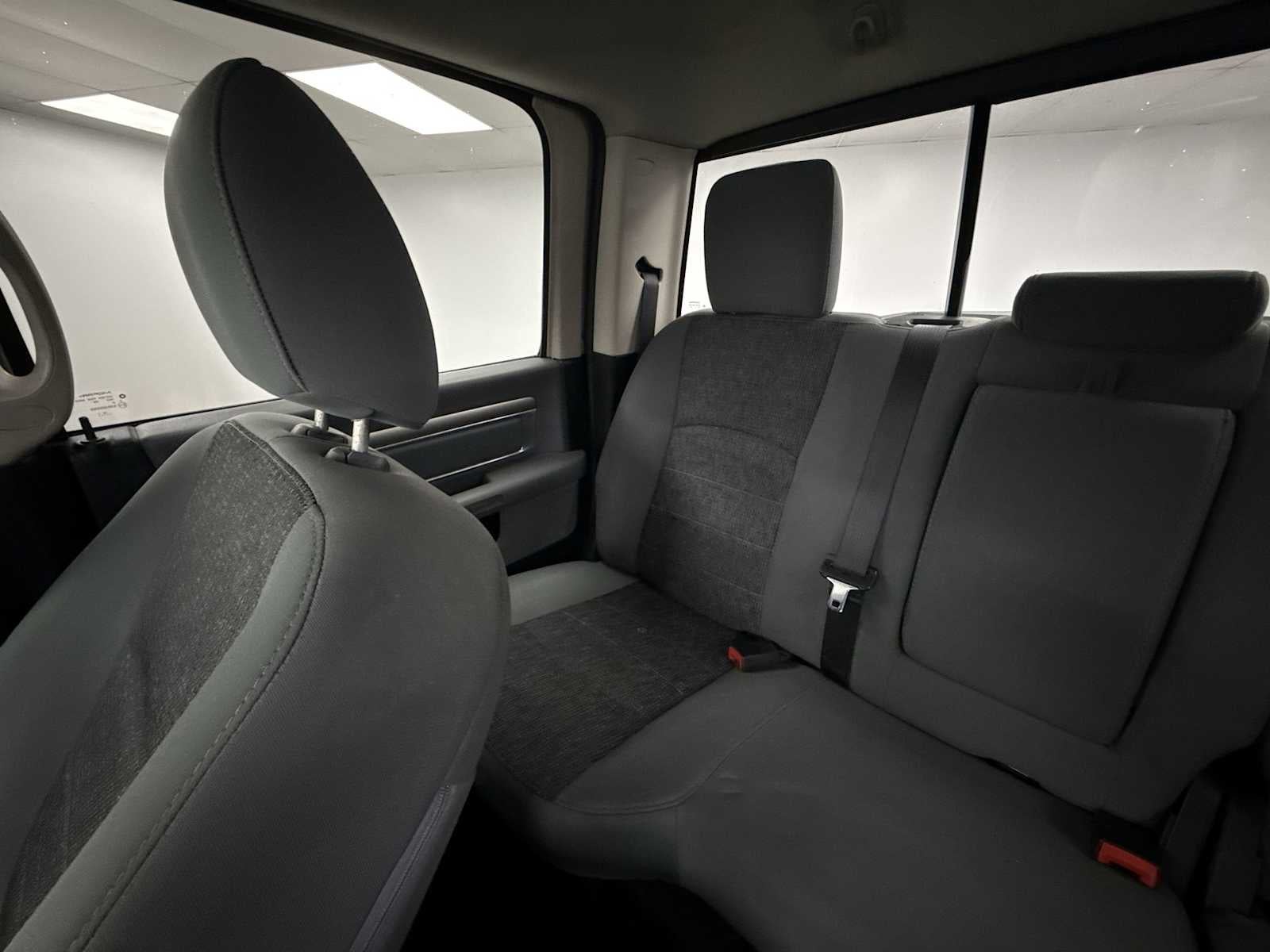 2017 RAM 1500 Big Horn Crew Cab 4x4 5'7' Box