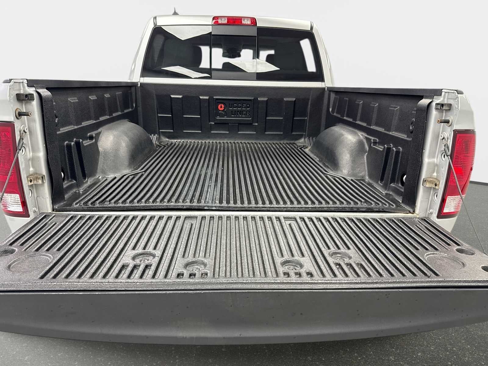 2017 RAM 1500 Big Horn Crew Cab 4x4 5'7' Box