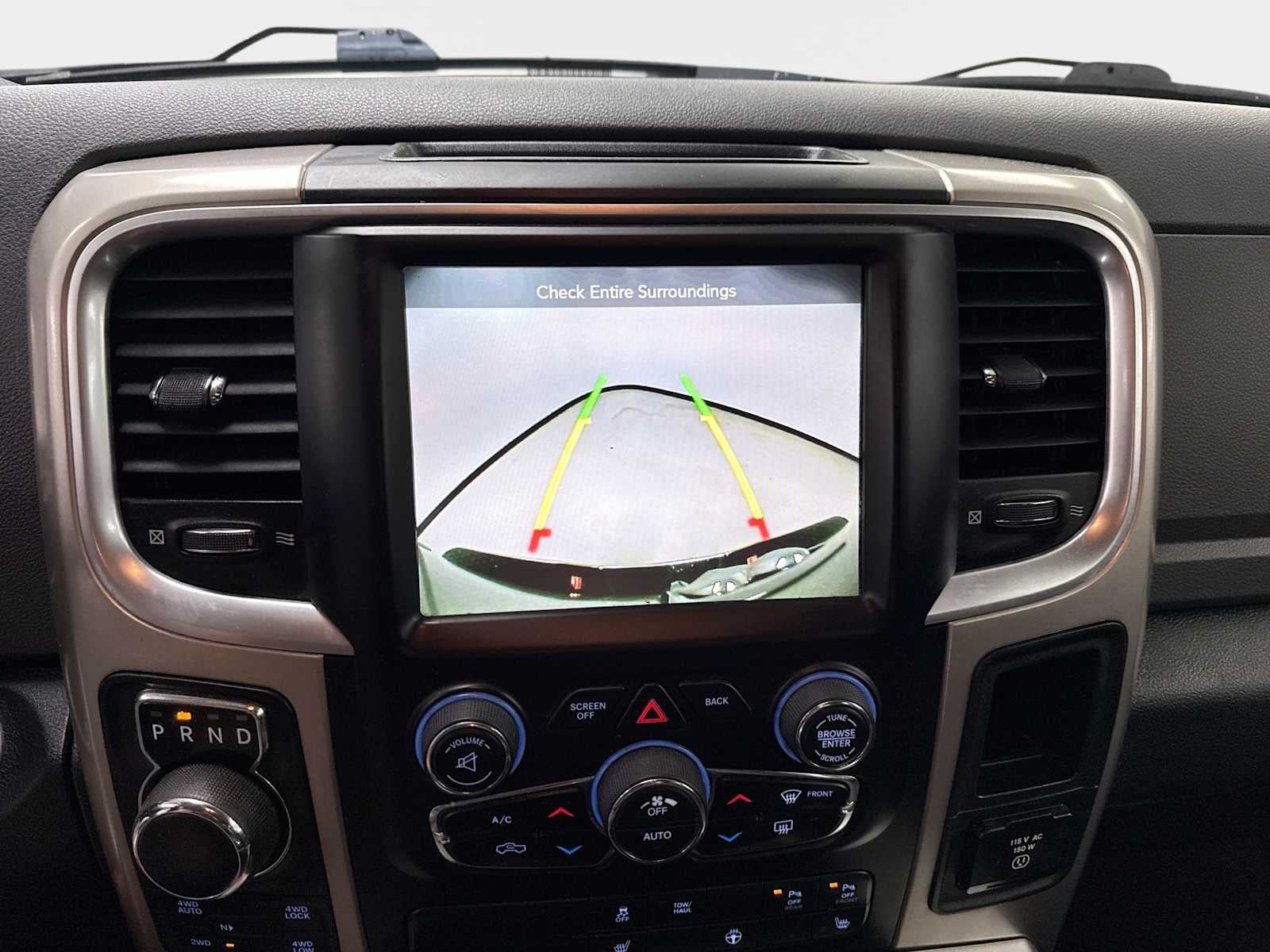 2017 RAM 1500 Big Horn Crew Cab 4x4 5'7' Box