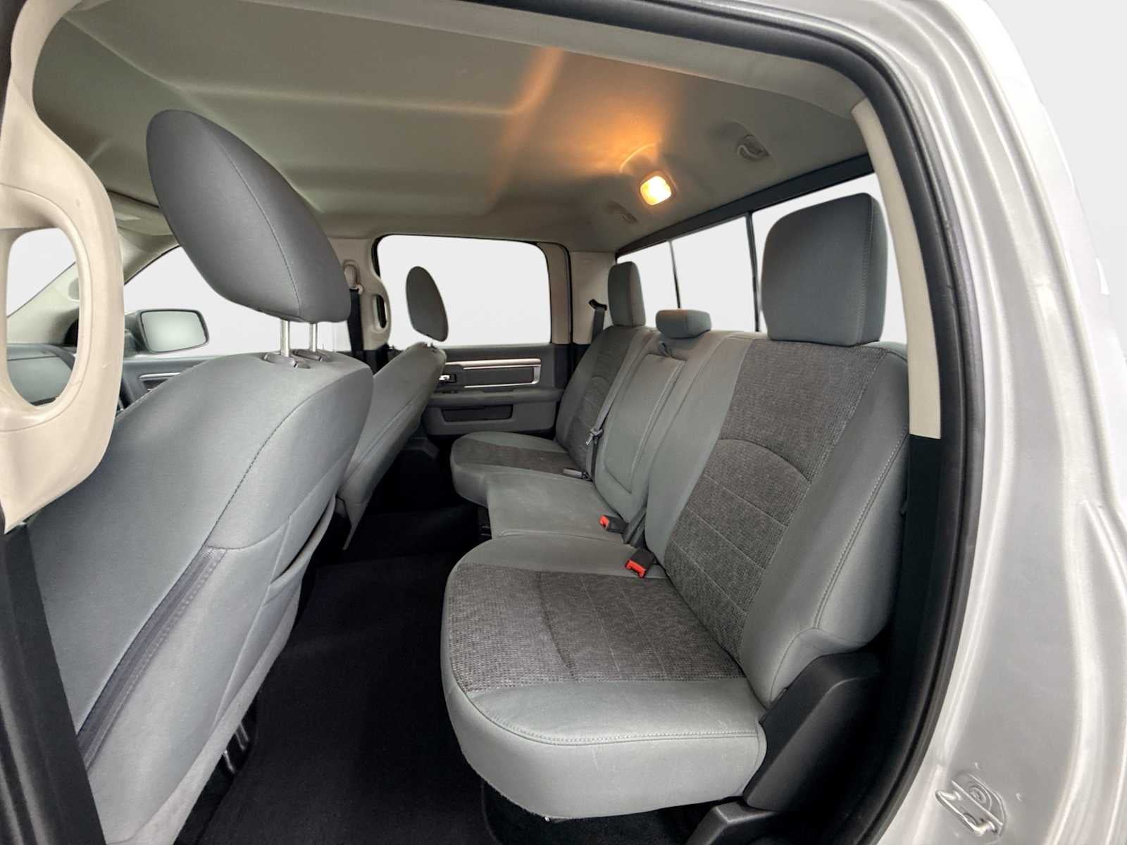 2017 RAM 1500 Big Horn Crew Cab 4x4 5'7' Box