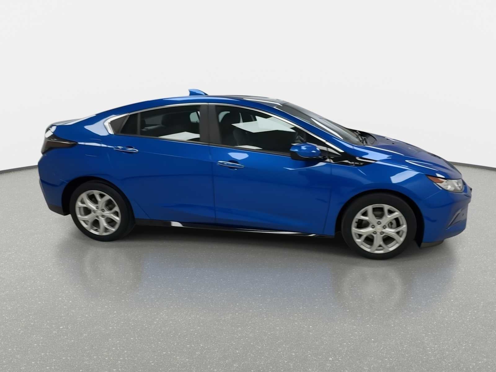 Used 2017 Chevrolet Volt Premier with VIN 1G1RD6S55HU144633 for sale in Clinton, IL