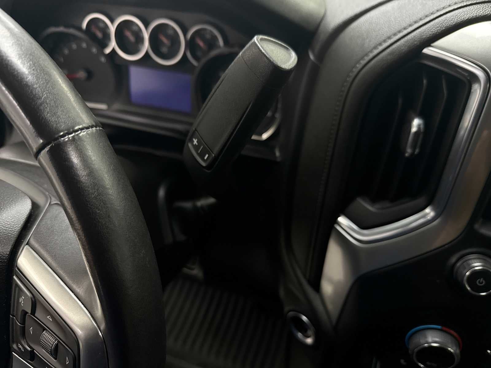 2022 Chevrolet Silverado 1500 LTD 4WD Crew Cab Short Bed RST