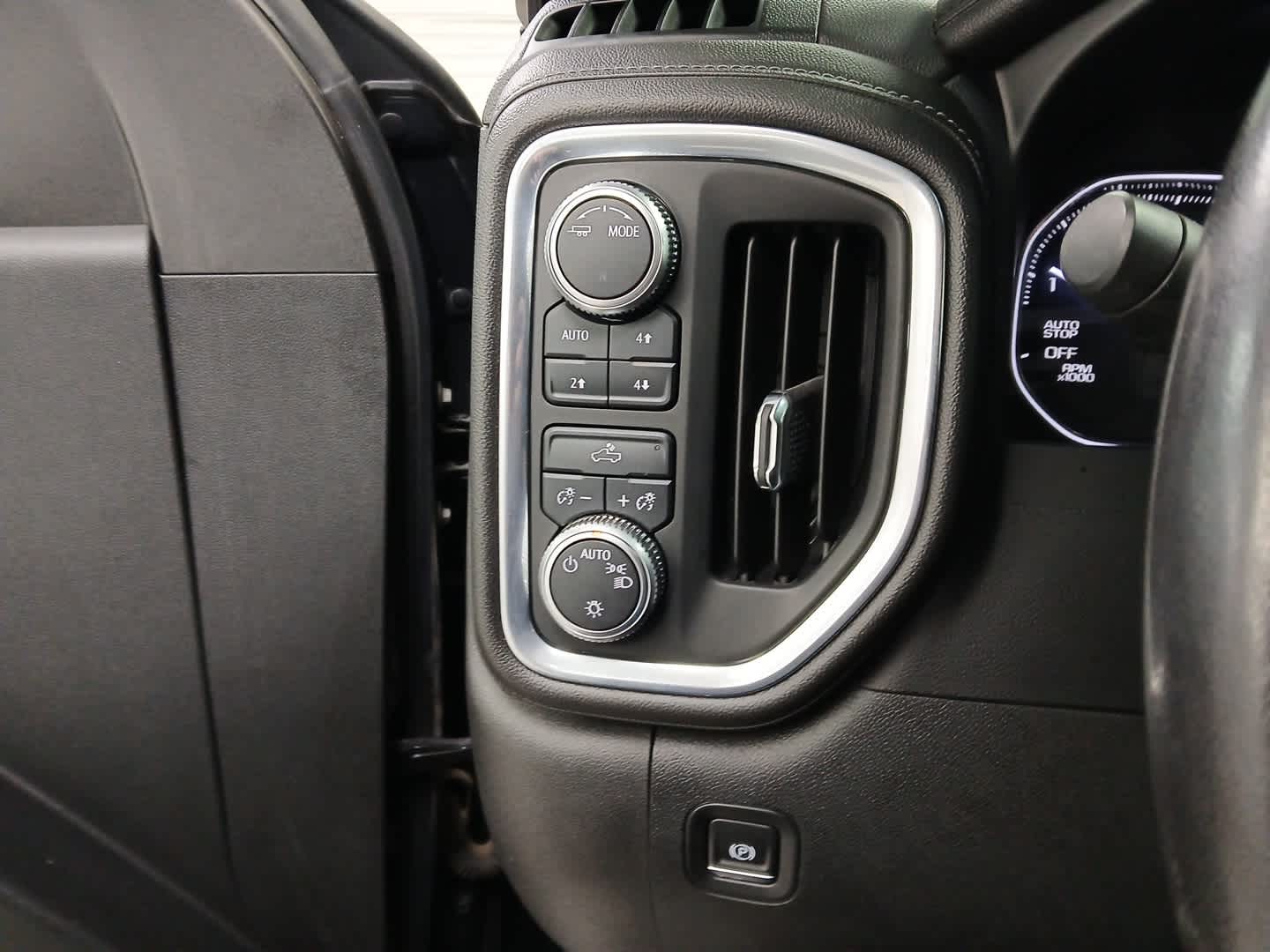 2020 GMC Sierra 1500 SLE