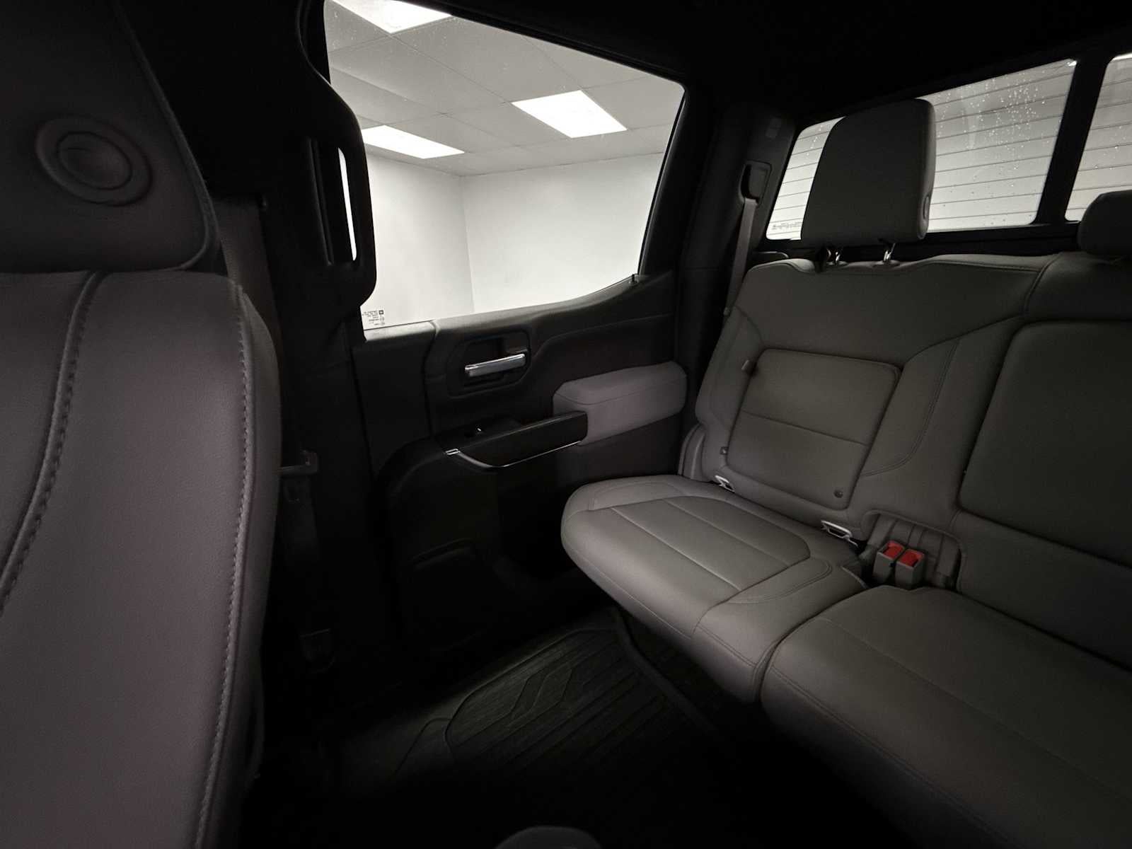 2021 GMC Sierra 1500 4WD Crew Cab Short Box SLT