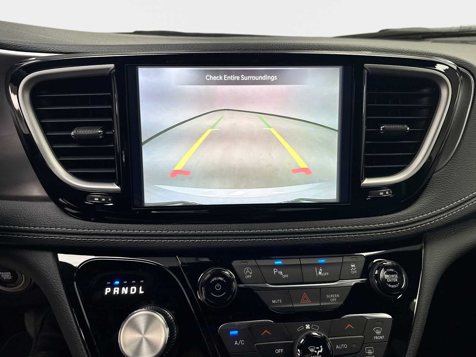 2026 Chrysler Pacifica Select - Photo 22