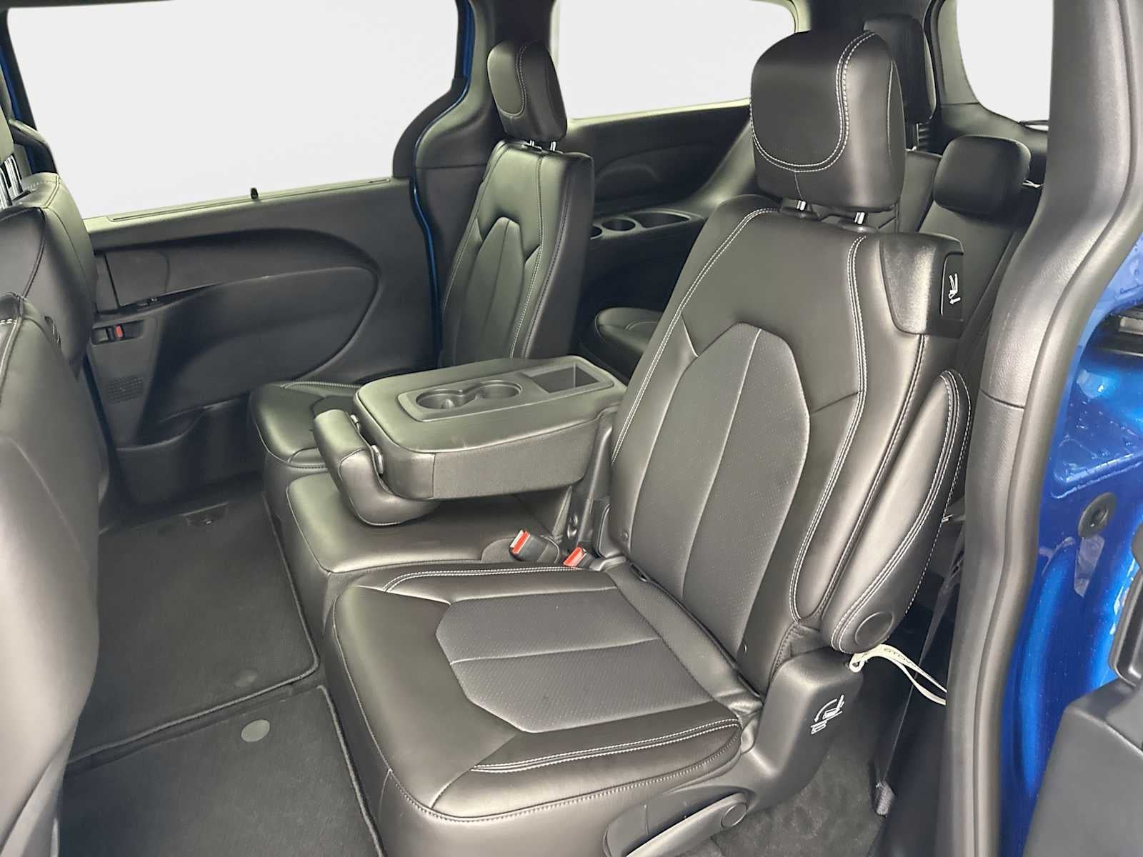 2027 Chrysler Pacifica PACIFICA SELECT