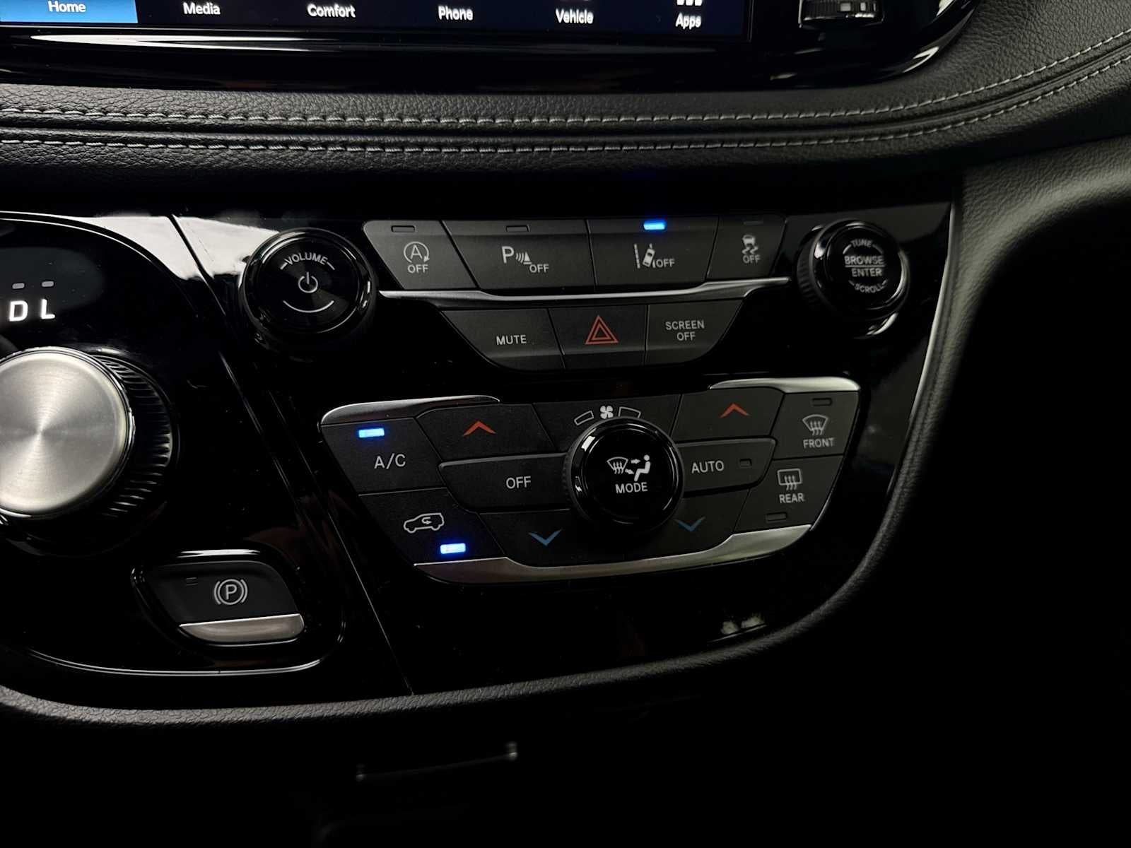 2027 Chrysler Pacifica PACIFICA SELECT