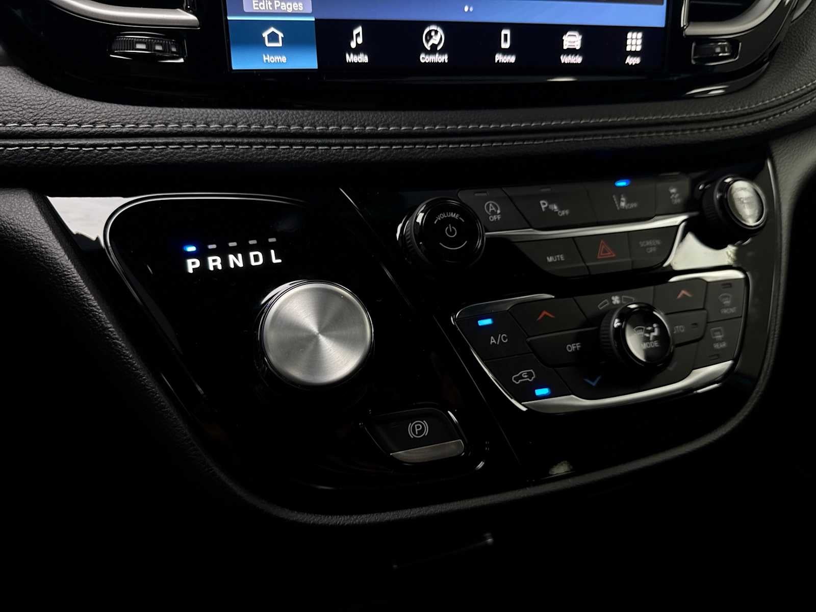 2027 Chrysler Pacifica PACIFICA SELECT