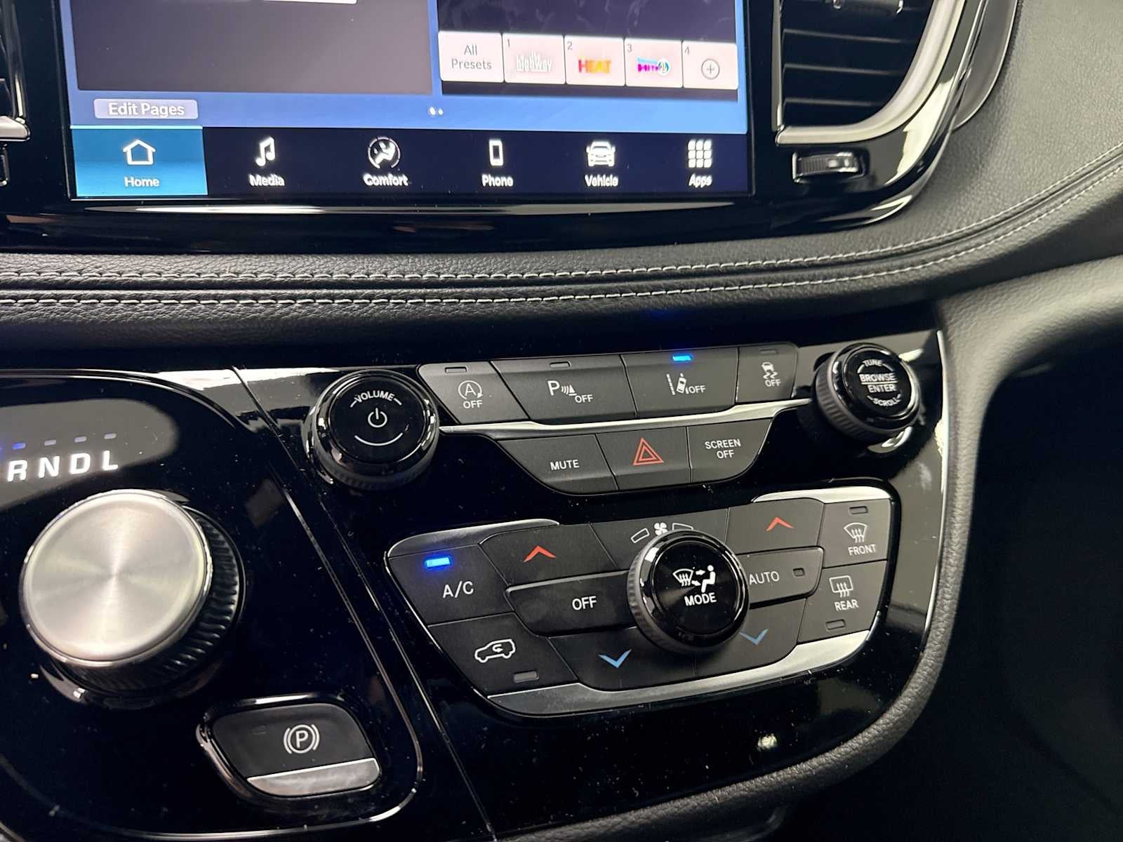 2026 Chrysler Pacifica PACIFICA SELECT