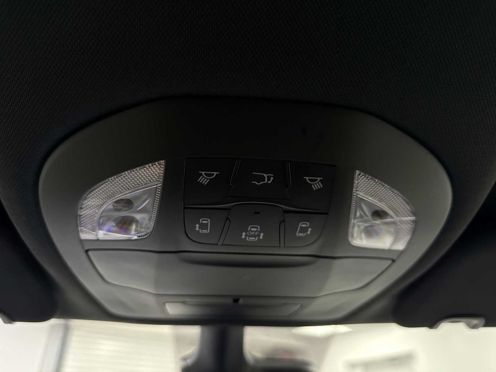 2026 Chrysler Pacifica Select - Photo 27