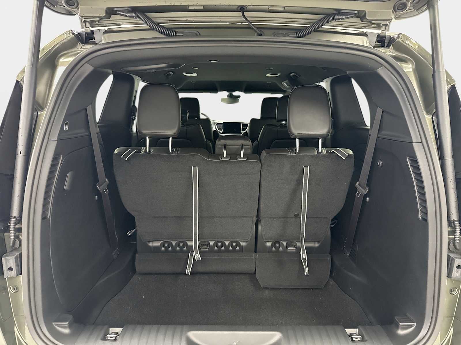 2027 Chrysler Pacifica PACIFICA SELECT