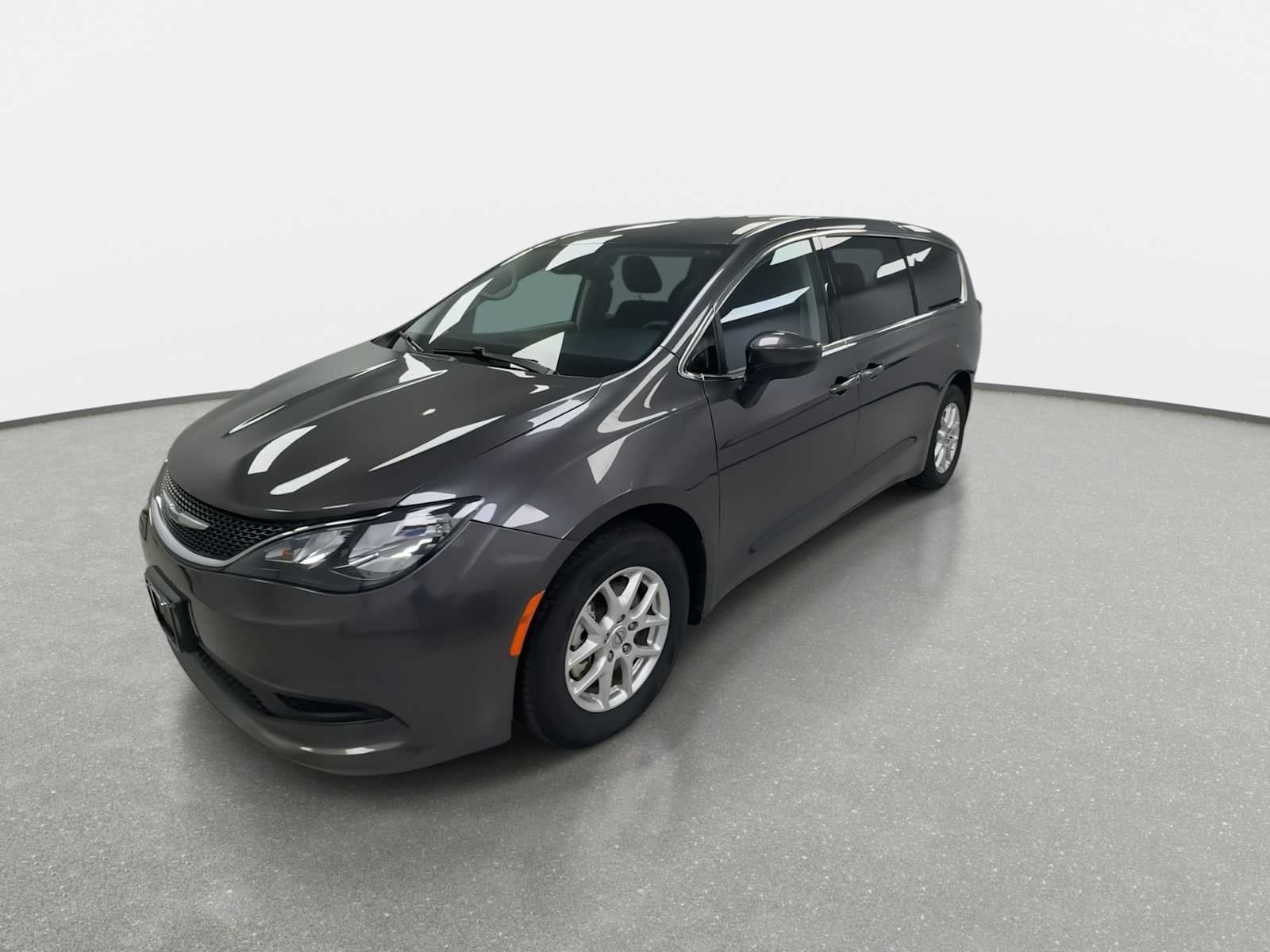 2021 Chrysler Voyager LX