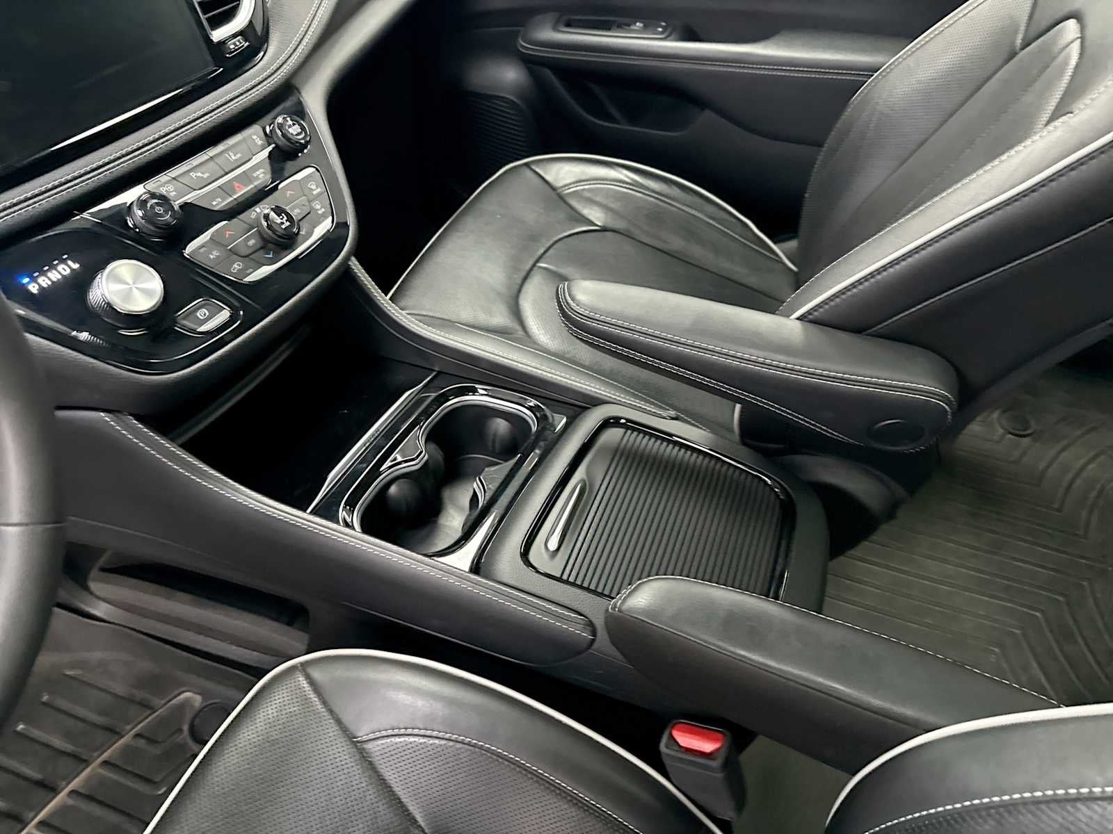 2023 Chrysler Pacifica Hybrid Limited