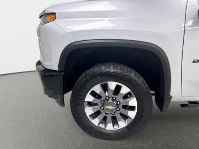 2022 Chevrolet Silverado 2500HD 4WD Crew Cab Standard Bed Custom