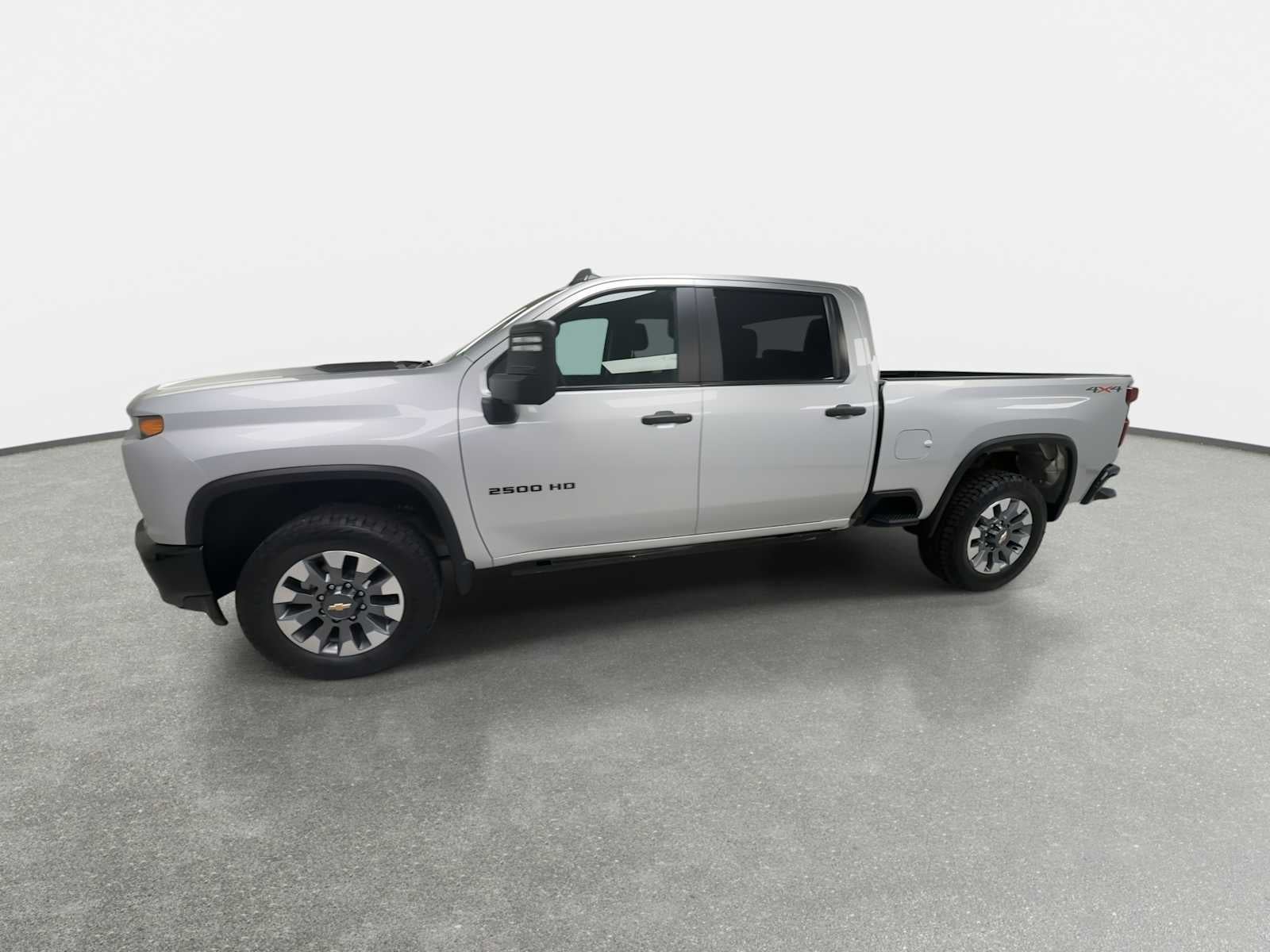 2022 Chevrolet Silverado 2500HD 4WD Crew Cab Standard Bed Custom