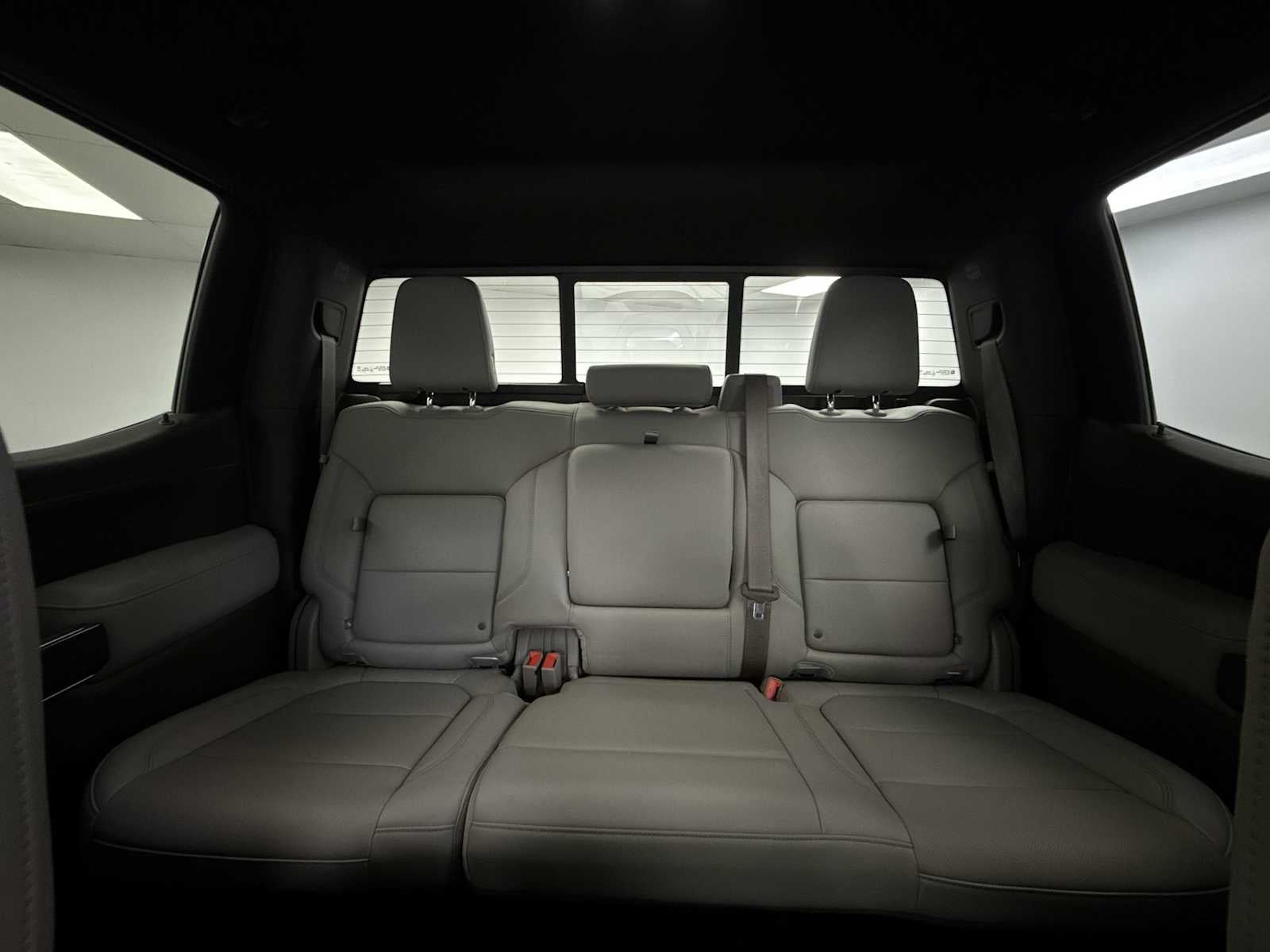 2020 Chevrolet Silverado 1500 4WD Crew Cab Short Bed LTZ