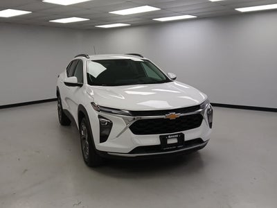 2025 Chevrolet Trax FWD LT