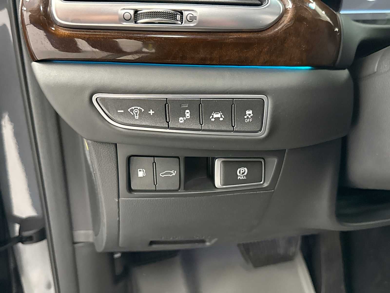 2017 Genesis G90 3.3T Premium