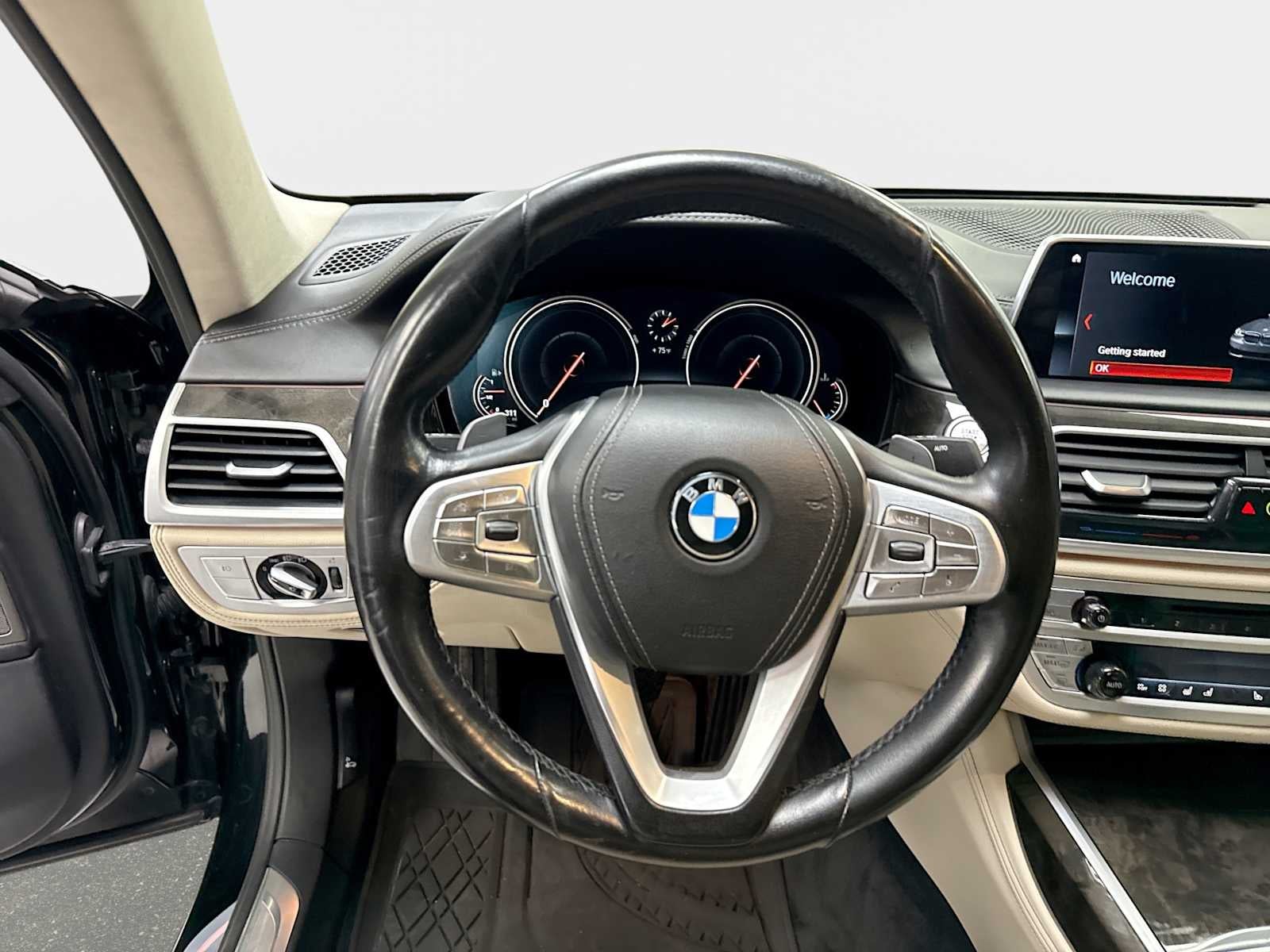 2018 BMW 740i xDrive
