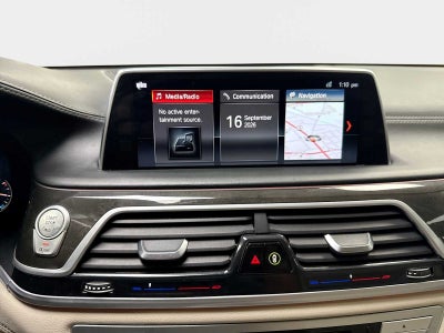 2018 BMW 740i xDrive