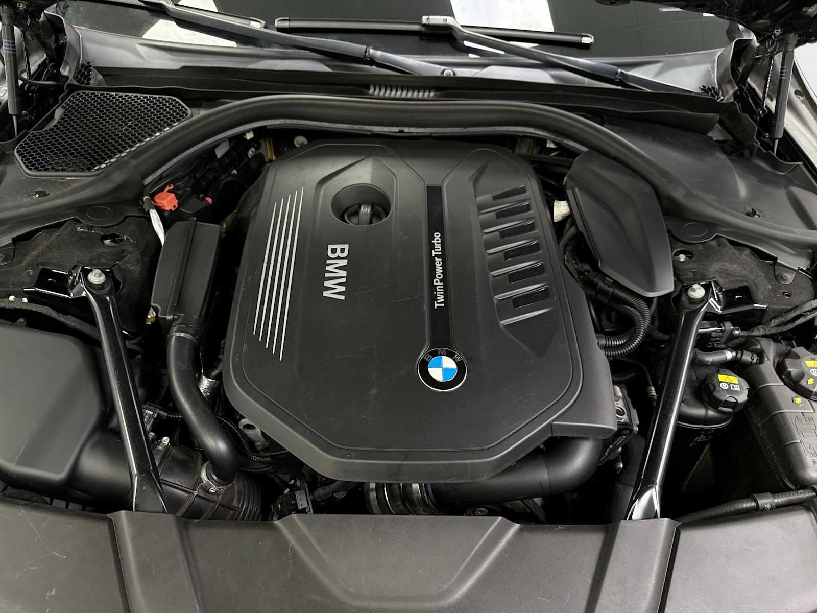 2018 BMW 740i xDrive