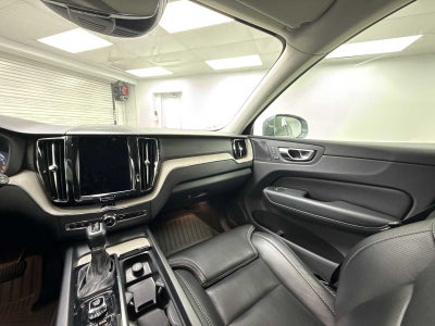 2021 Volvo XC60 T5 Inscription