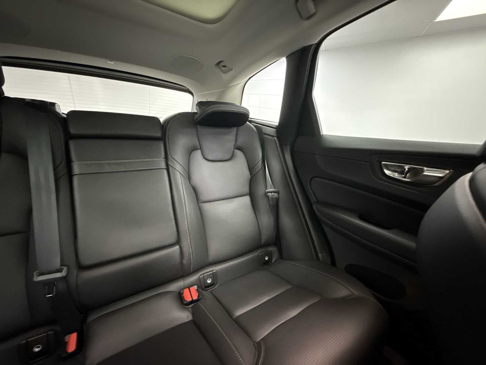 2021 Volvo XC60 T5 Inscription