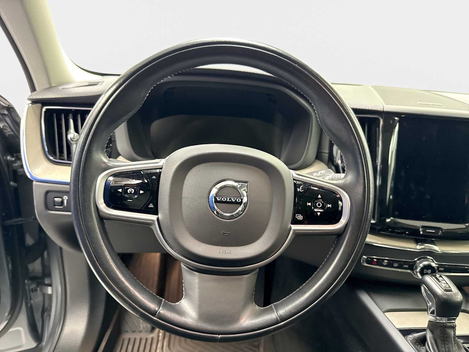 2021 Volvo XC60 T5 Inscription