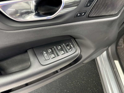 2021 Volvo XC60 T5 Inscription