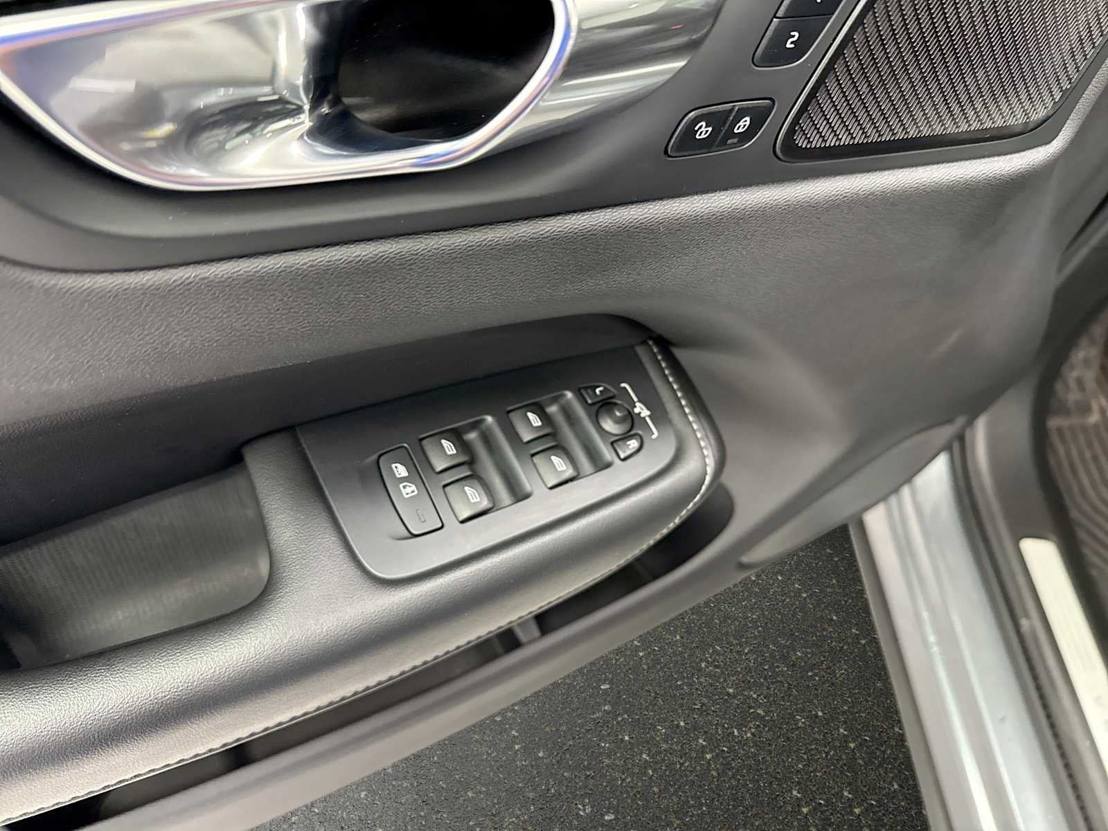 2021 Volvo XC60 T5 Inscription